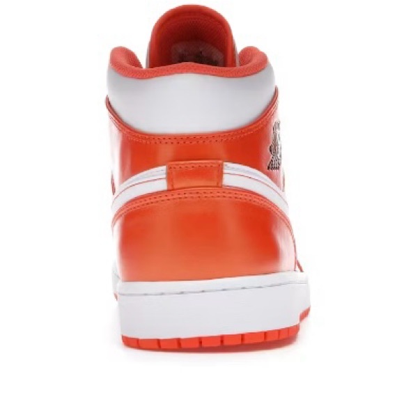 AIR JORDAN 1 MID SE (GS) - Picture 4 of 4